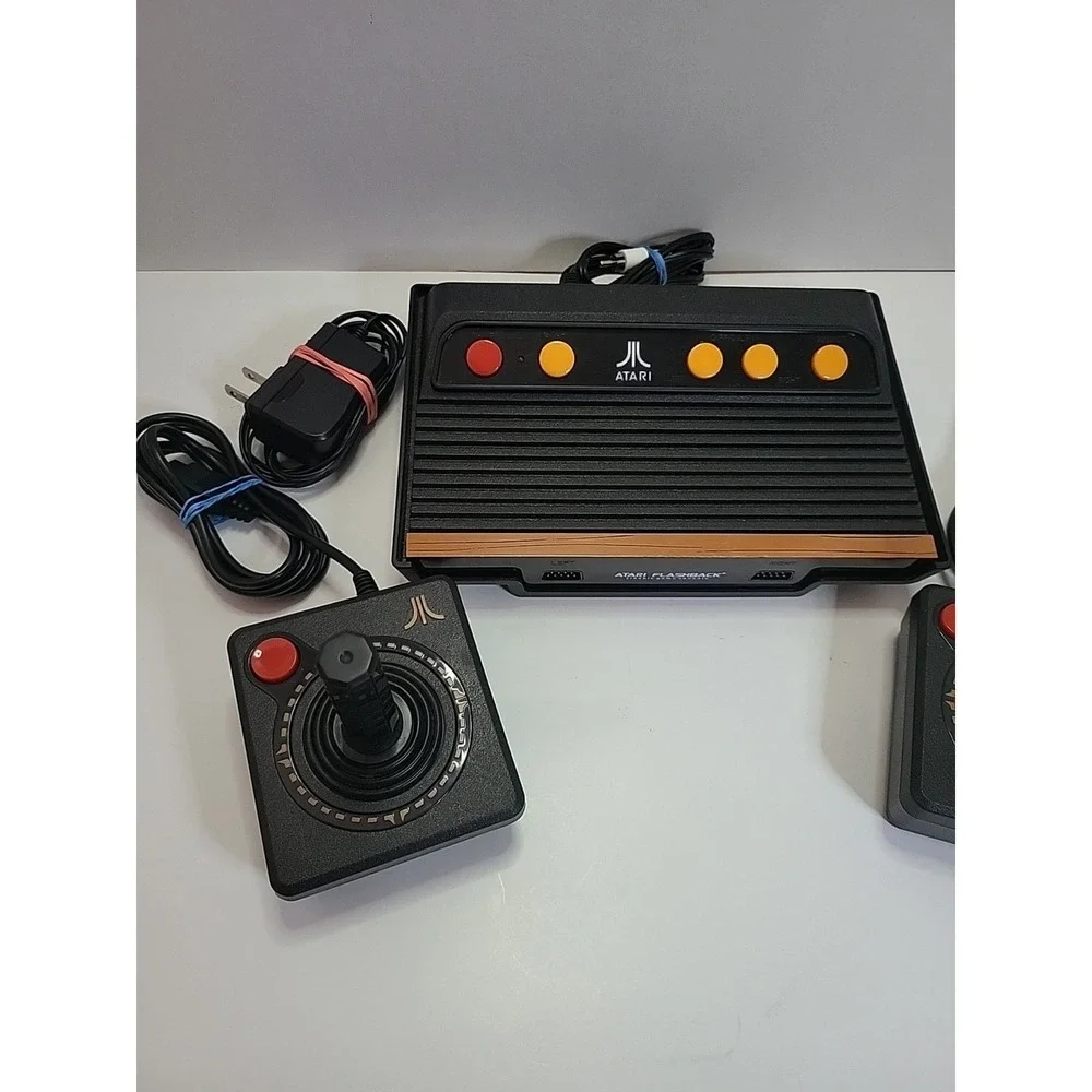 Atari Flashback 8 Console 105 Built-in Games 40th Anniversary Tested